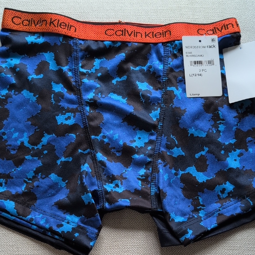NWT BoysCalvin Klein 2-Pack Boxer Briefs Sz L (12/14)